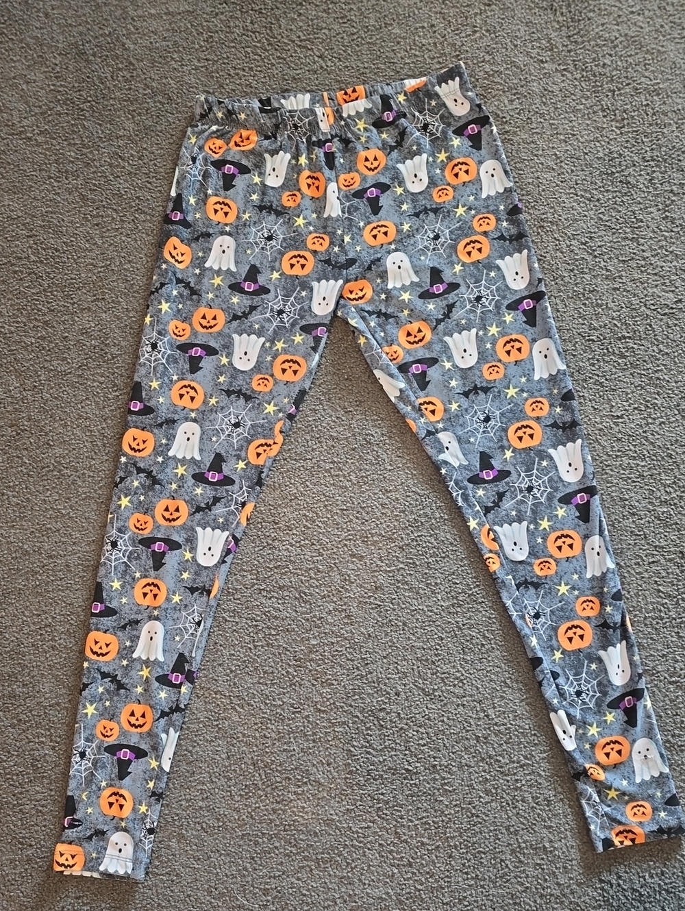 No Boundaries Gray Halloween Pumpkin & Ghost Print Leggings